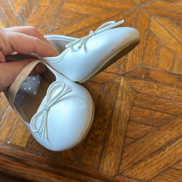 Girls white dress shoes - Picture 6 of 9